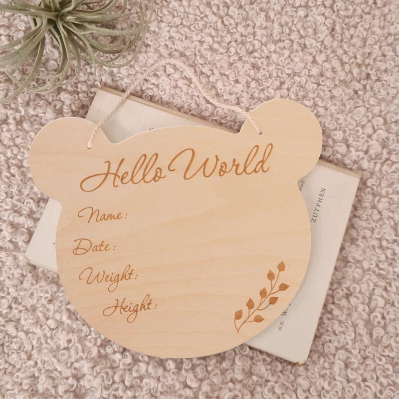 süßes Holzschild "welcome world"