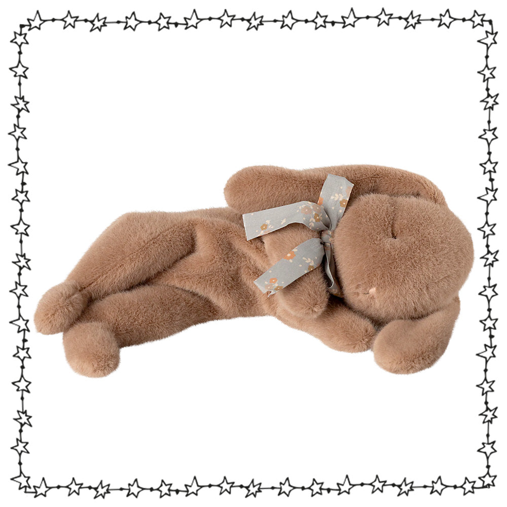 Maileg schlafender Plüsch Hase klein braun Kuscheltier